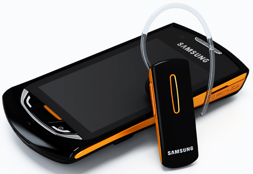 Samsung представил три новые Bluetooth-гарнитуры 