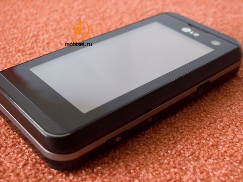 LG KF700