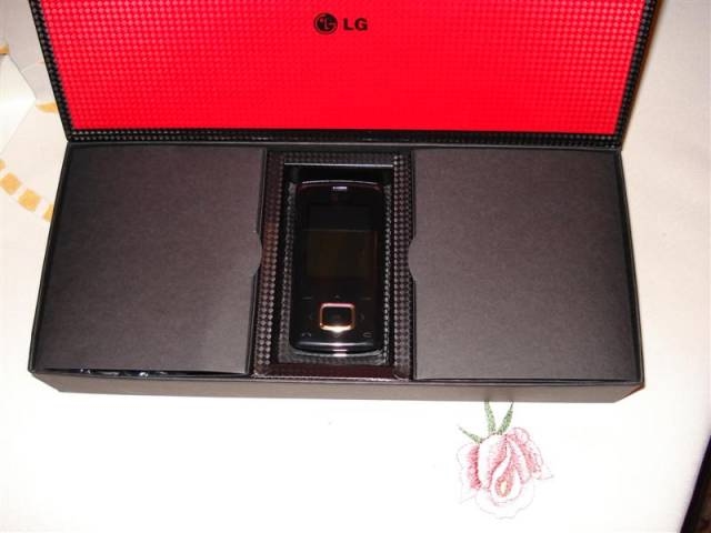 LG KG800
