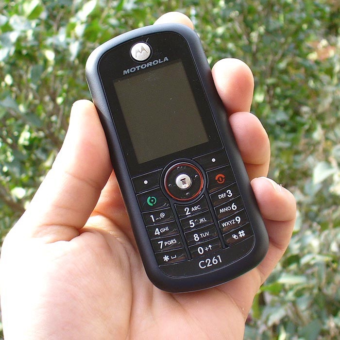 Motorola C261