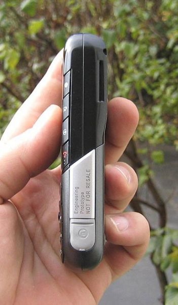 Motorola E1000