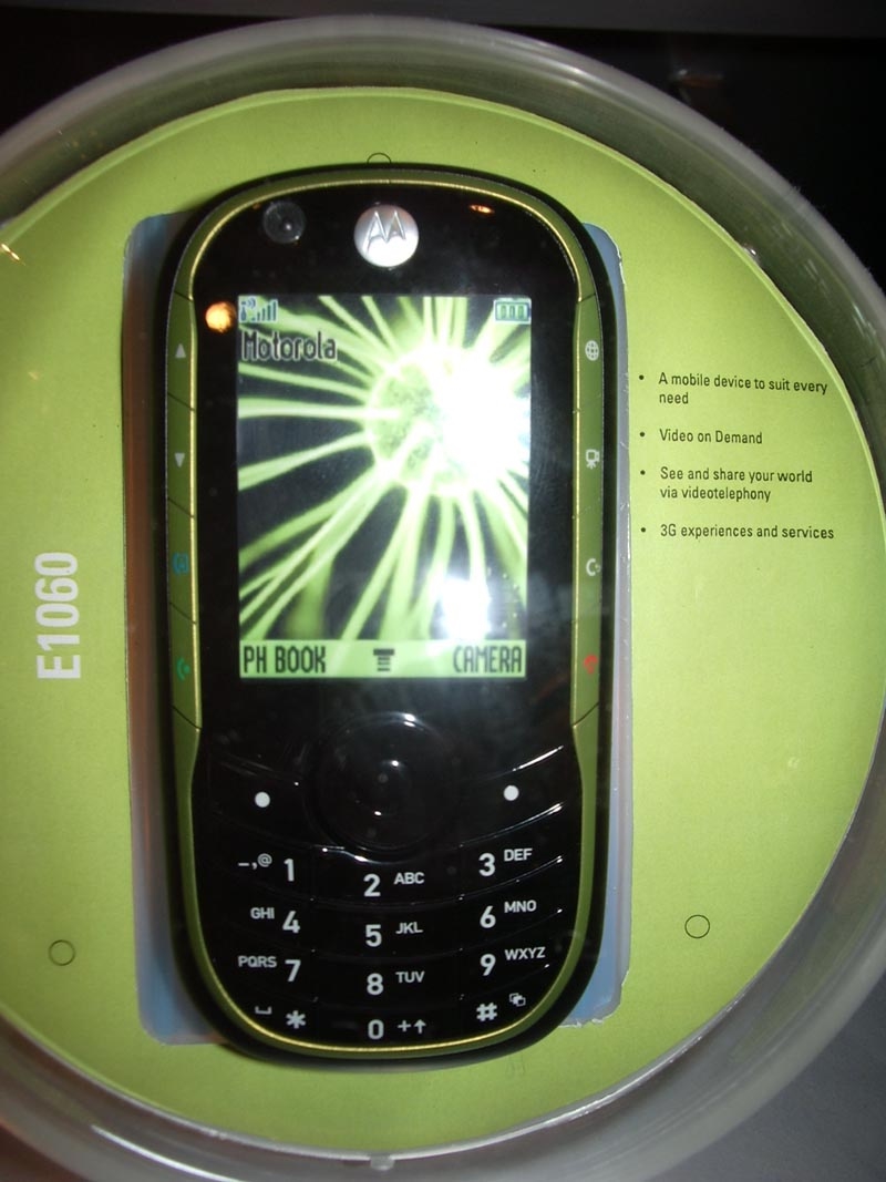 Motorola E1060