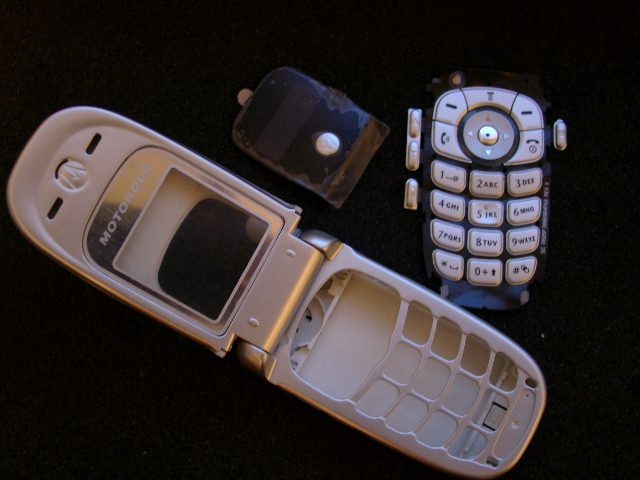 Motorola V220