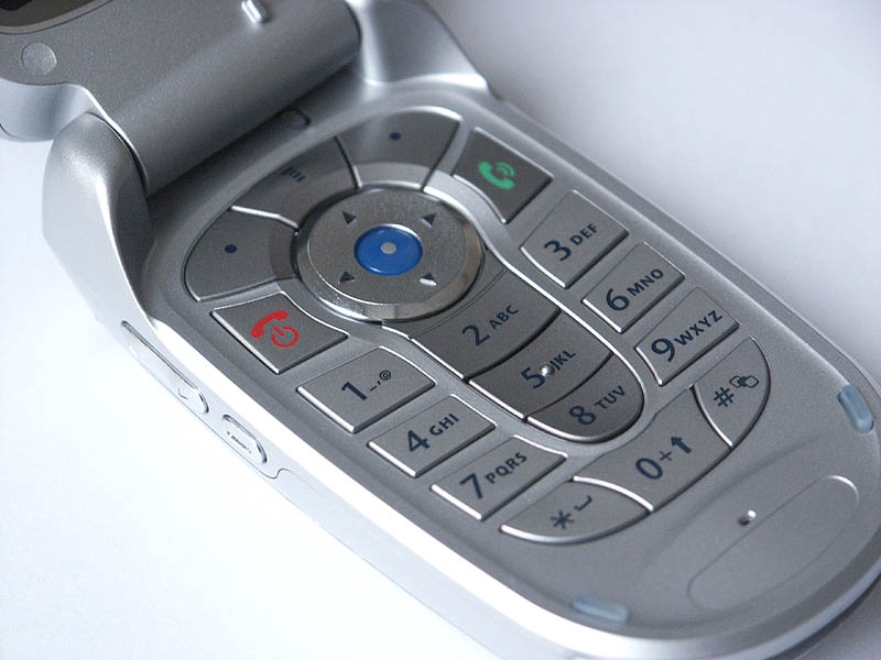 Motorola V500