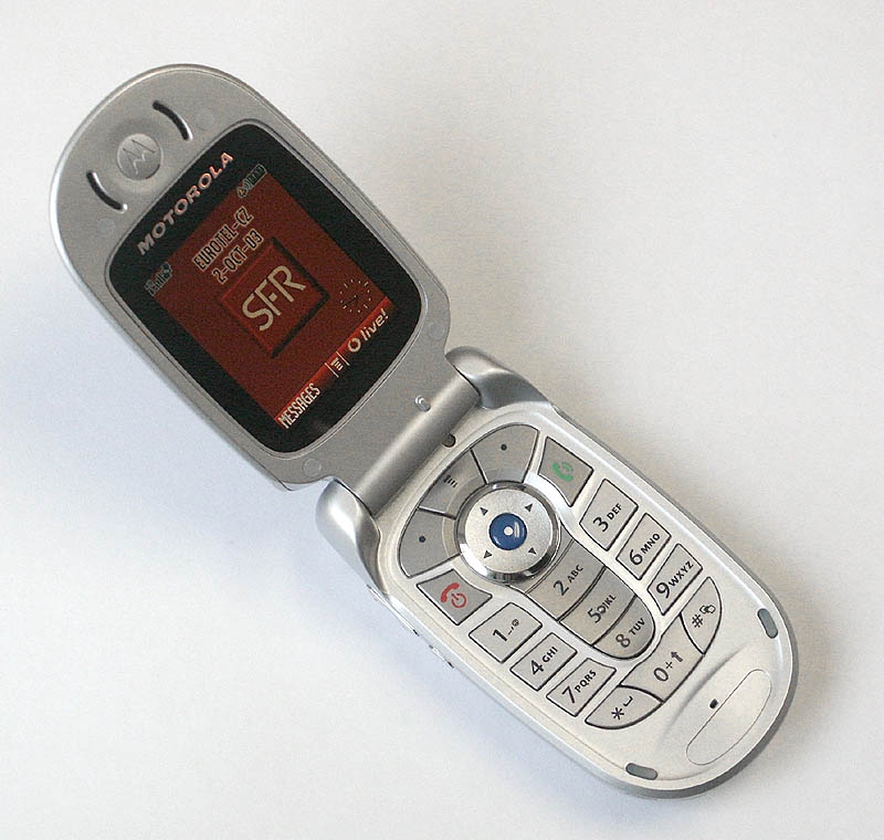 Motorola V500