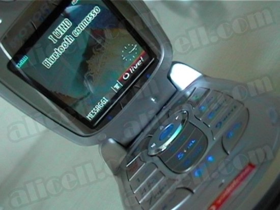 Motorola V525