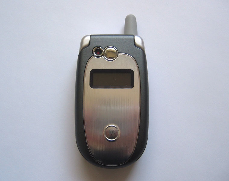 Motorola V547