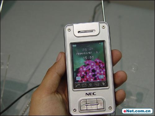 NEC N940