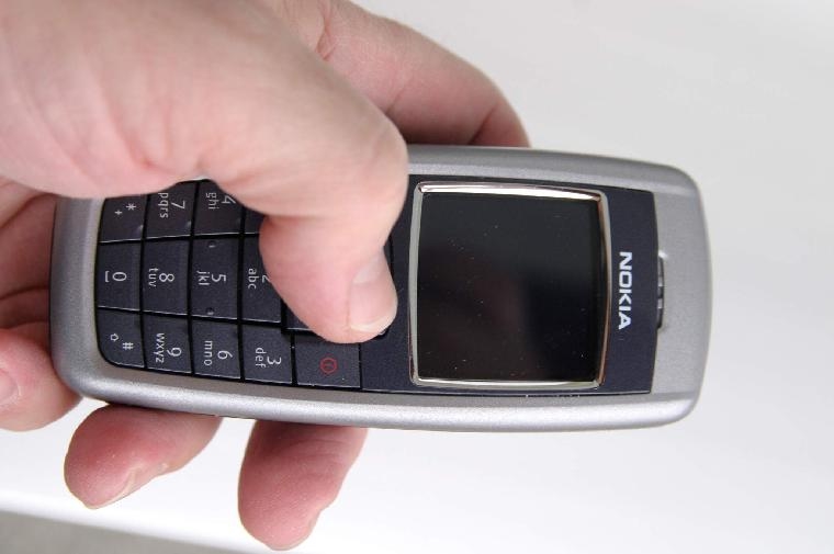 Nokia 2600