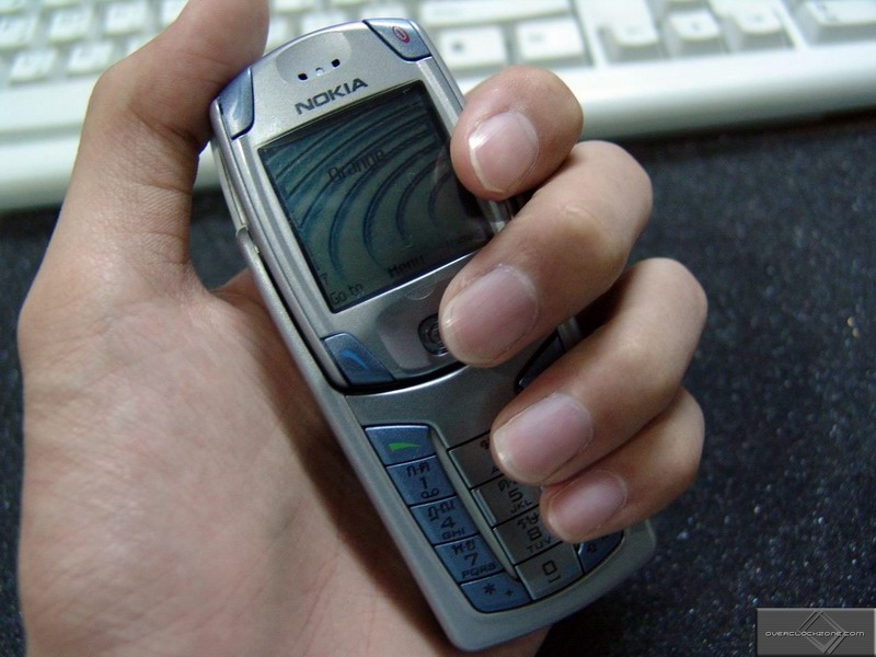 Nokia 6820