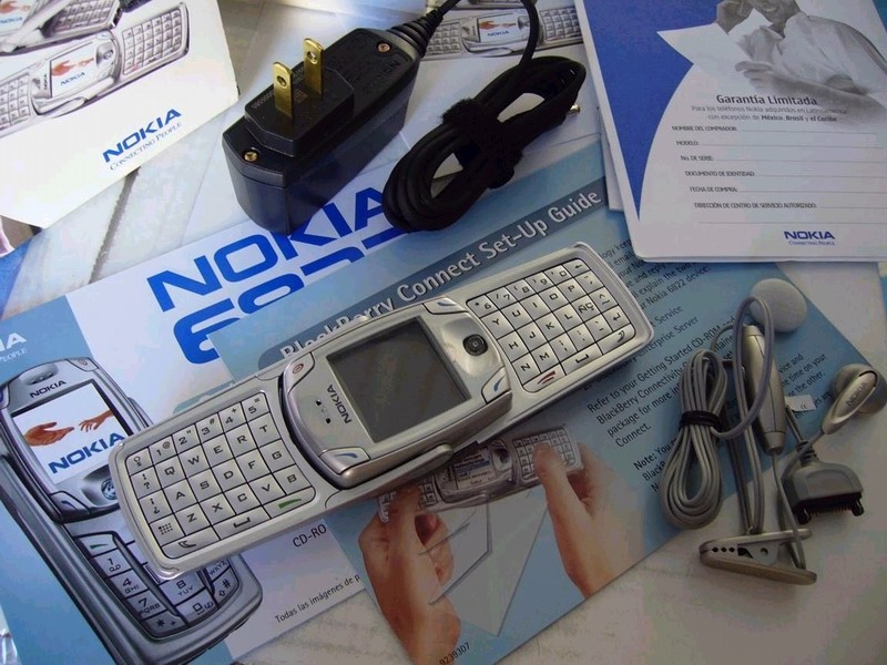 Nokia 6822