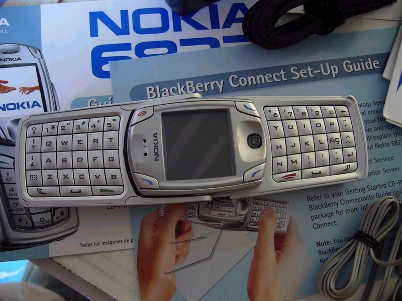 Nokia 6822