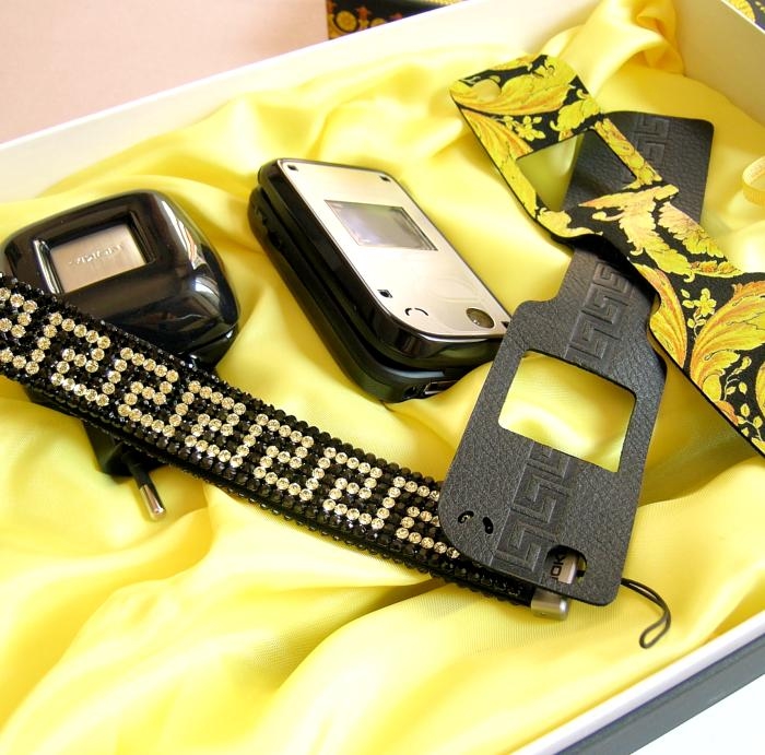 Nokia 7270 Versace