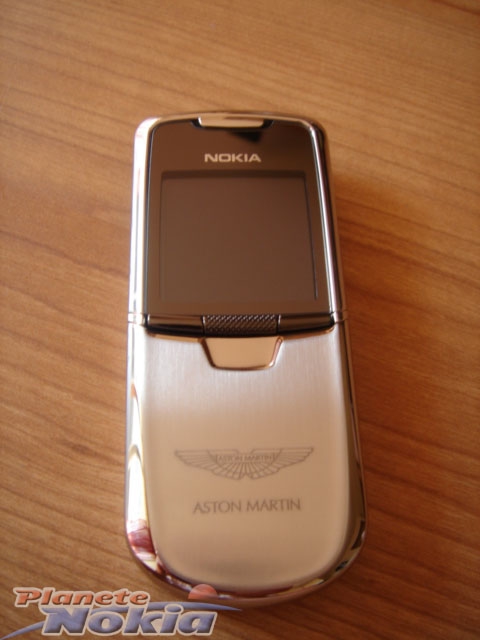 Nokia 8800 Aston Martin Edition