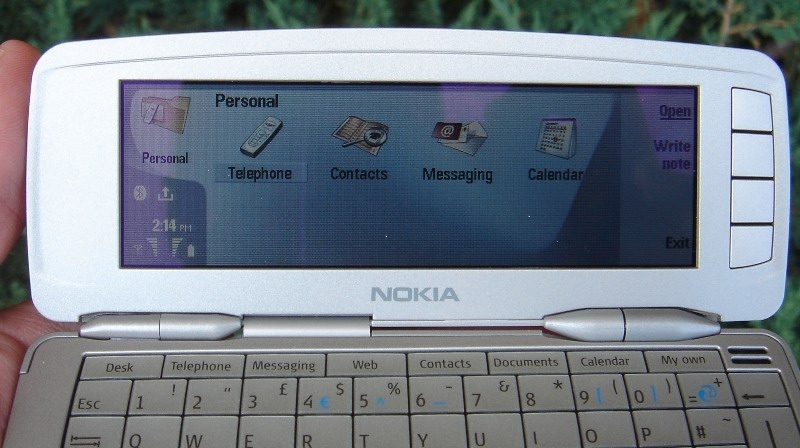 Nokia 9300