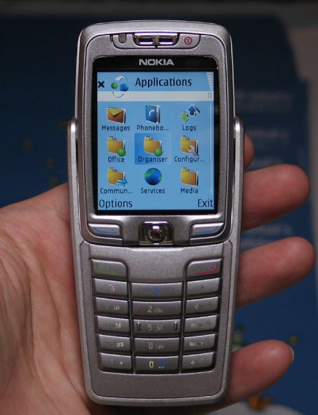 Nokia E70