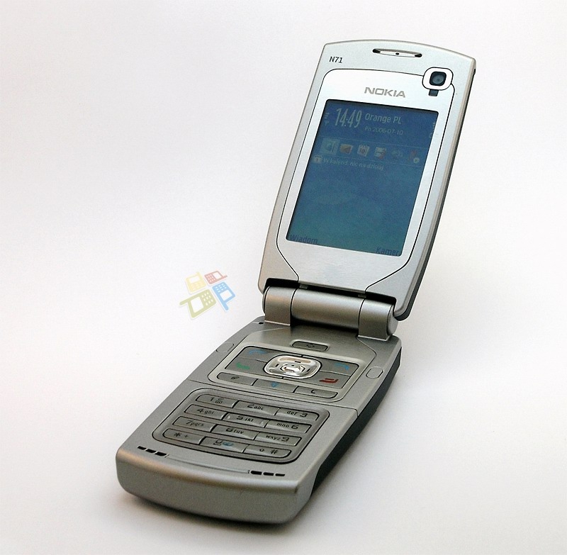 Nokia N71