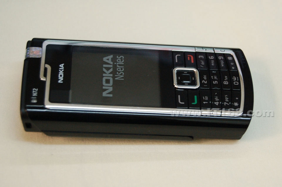 Nokia N72