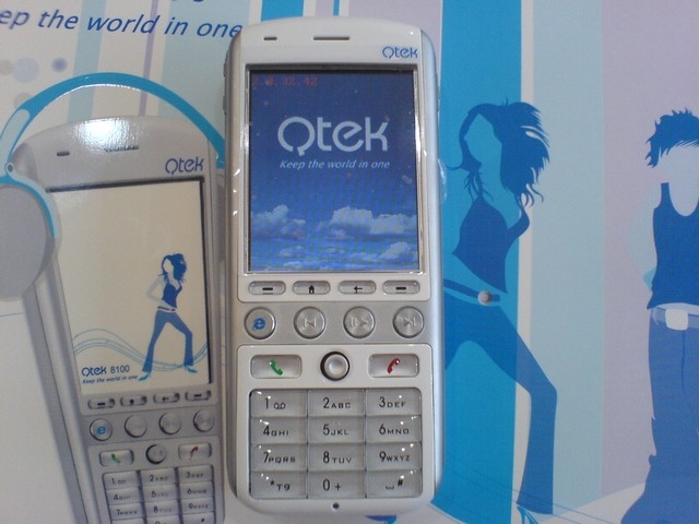 QTek 8100