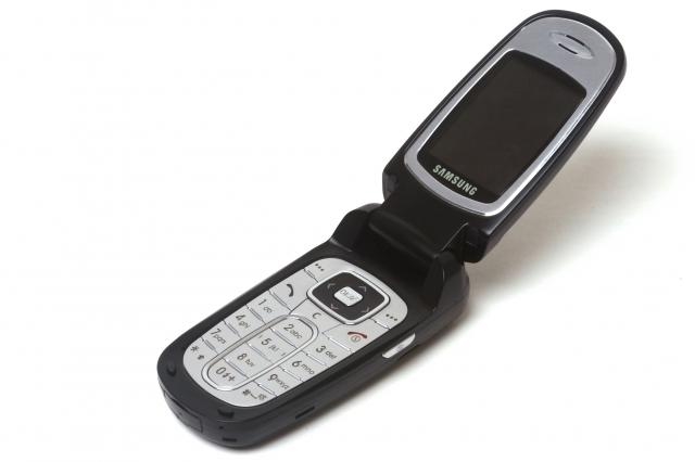 Samsung SGH-E730