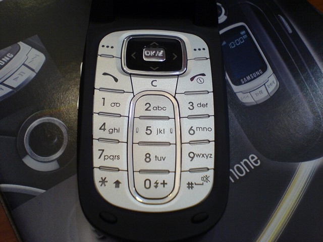 Samsung SGH-E730