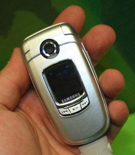 Samsung SGH-E730