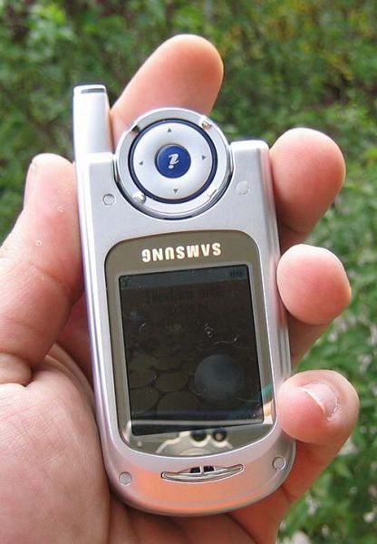 Samsung SGH-P730