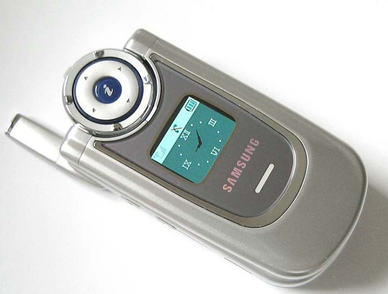 Samsung SGH-P730