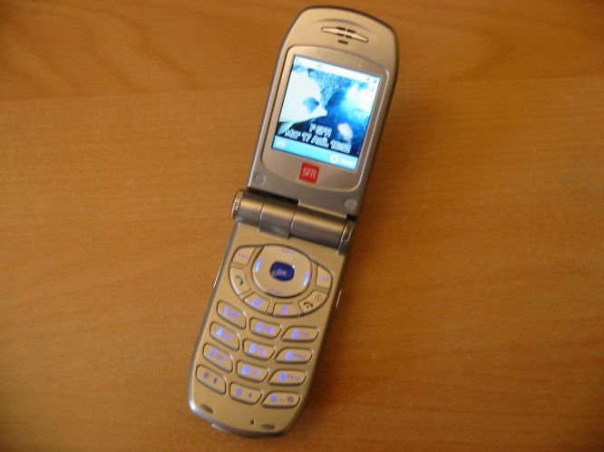 Samsung SGH-Z105