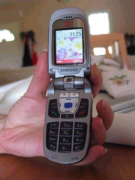 Samsung Z140V