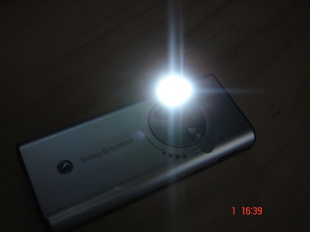 Sony Ericsson K600i