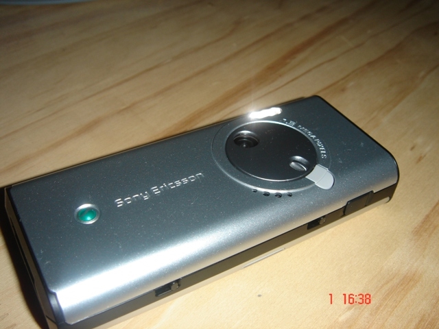 Sony Ericsson K600i