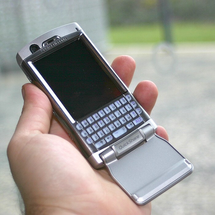 Sony Ericsson P990