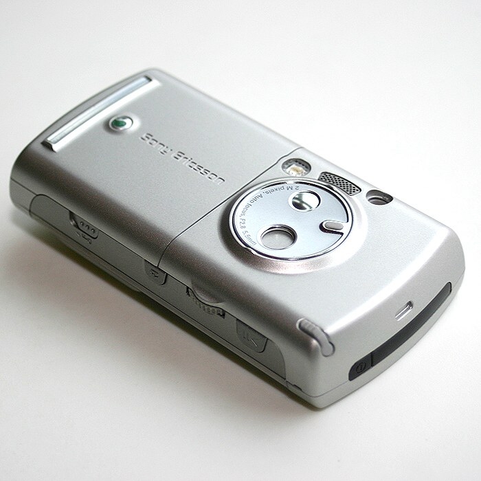 Sony Ericsson P990