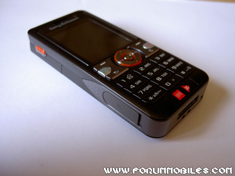 Sony Ericsson V630i