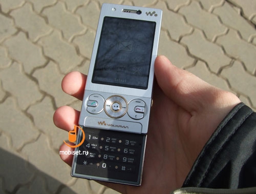 Sony Ericsson W705