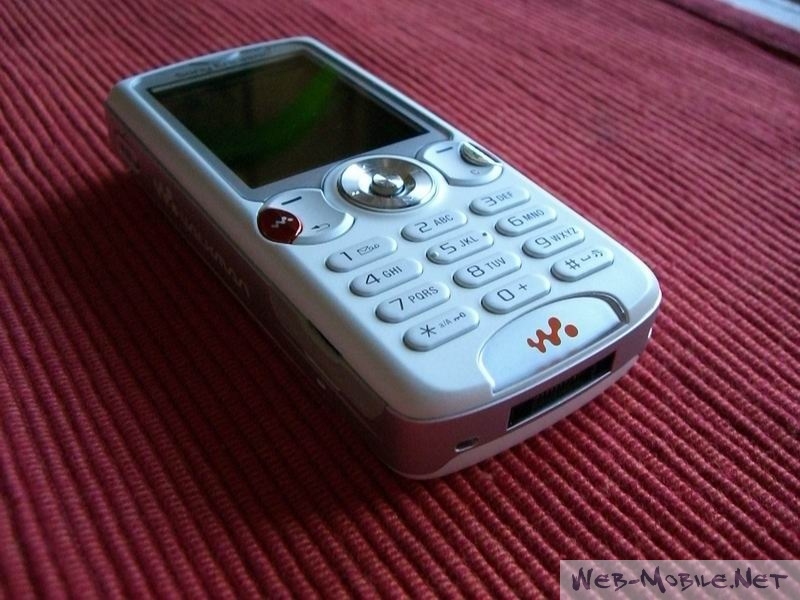 Sony Ericsson W810i Fusion White Edition