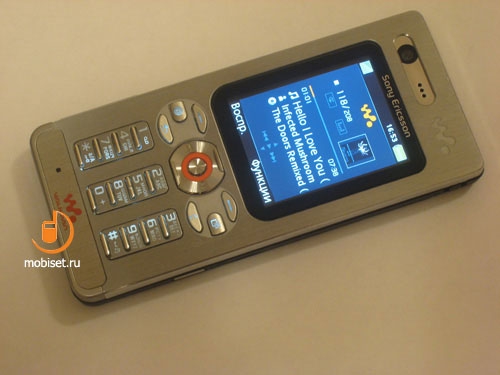 Sony Ericsson W880i Walkman