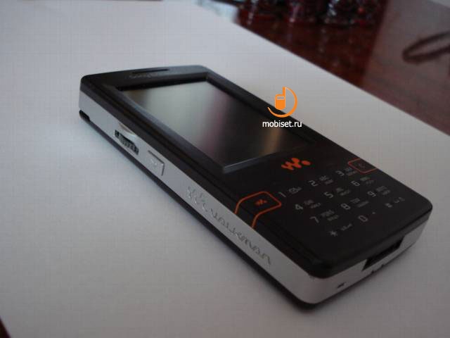 Sony Ericsson W950i