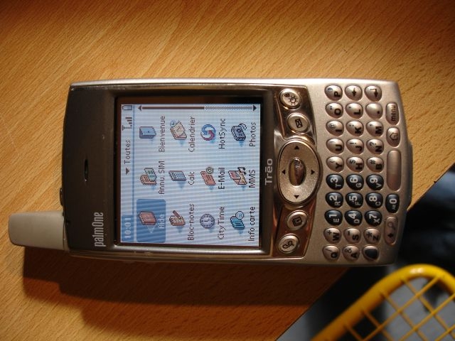 Palm Treo 600