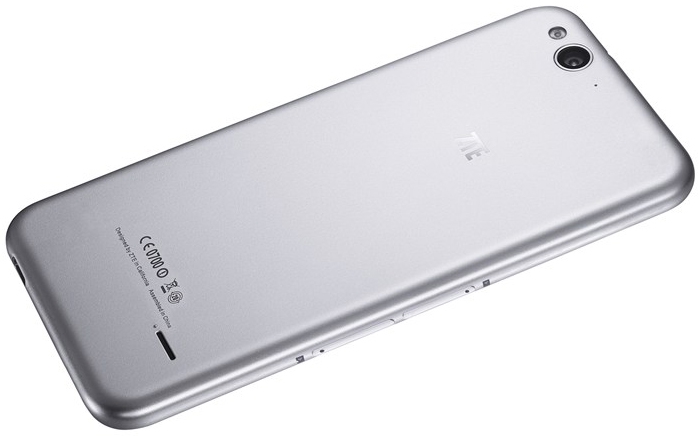 ZTE Blade S6