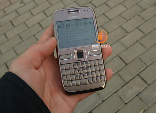 Nokia E72