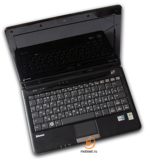 Fujitsu AMILO M2010