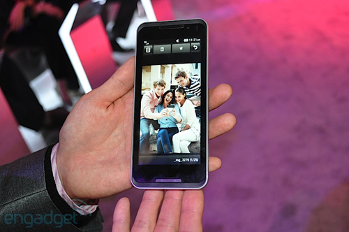 LG  MWC 2010