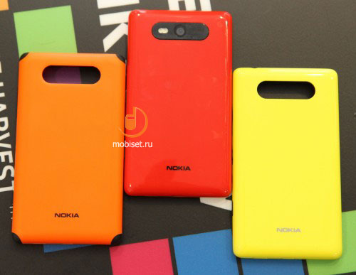 Nokia Lumia 820