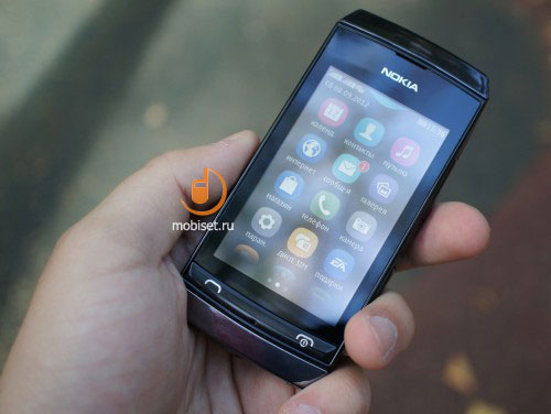 Nokia Asha 305