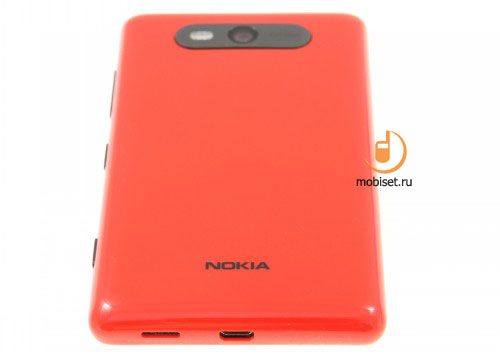 Nokia Lumia 820