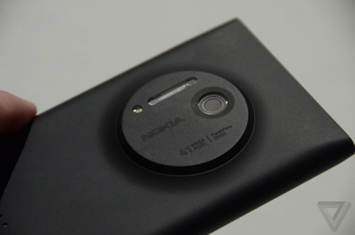 Nokia Lumia 1020