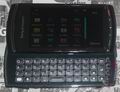 Sony Ericsson Kanna – смартфон с 8-МП камерой и QWERTY-клавиатурой